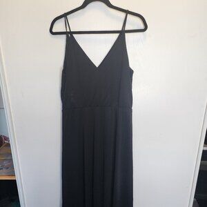 H&M V-Neck Black Maxi Dress - Size M